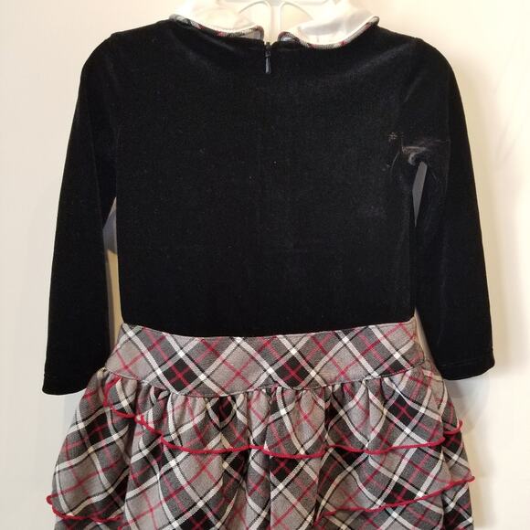 The Children's Place Velvet Plaid Dress & Hat - Picture 14 of 15